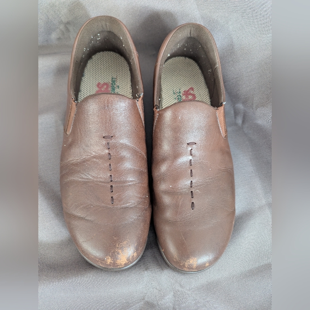 SAS Viva Brown Leather Loafers Slip On TriPad Comfort Shoes Women's Size 8 1/2 M